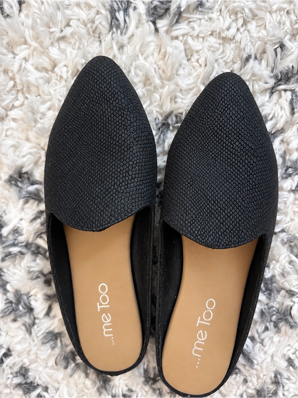 me too Black Pointed-Toe Textured Slip-On Flats